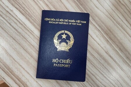 Mỹ yêu cầu công dân Việt Nam bổ sung bị chú về nơi sinh vào hộ chiếu mẫu mới
