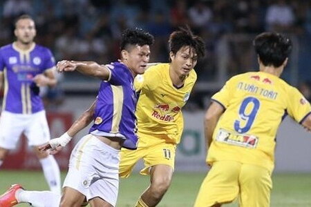 Đánh bại HAGL, Hà Nội FC vô địch lượt đi V.League 2022