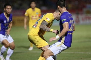 CLB HAGL mất oan phạt đền trước Hà Nội FC ở vòng 11 V.League?
