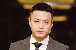 NSND Trung Hiếu nói gì về việc Hồng Đăng chưa ra trình diện Nhà hát Kịch Hà Nội