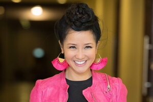 Diva Hồng Nhung 'cầm cân nảy mực' tại cuộc thi từng giúp cô tỏa sáng vào năm 17 tuổi