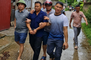 Hé lộ nguyên nhân vụ người phụ nữ bị tông xe rồi chém liên tiếp ở Bắc Giang