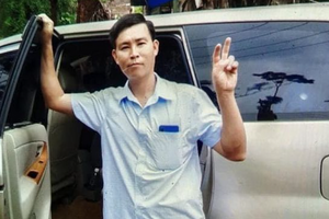 Truy bắt con rể sát hại mẹ vợ, chém 3 người thân bị thương ở Hoà Bình