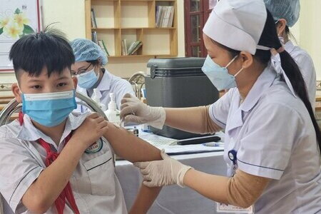 Việt Nam đã ghi nhận ca Covid-19 nhiễm biến thể phụ BA.4, BA.5, BA.2.74, Bộ Y tế yêu cầu đẩy nhanh tiến độ tiêm vaccine