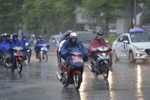 Thời tiết 4/9: Miền Bắc và Nam Bộ có mưa to