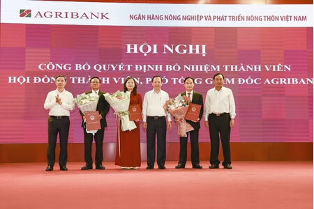 Sếp chi nhánh Bắc Ninh giữ chức Phó Tổng giám đốc Agribank