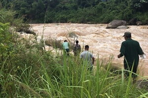 Hòa Bình: Đã tìm thấy thi thể nam công nhân bị lũ cuốn trôi