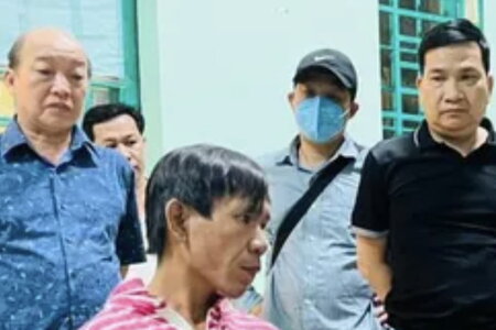 Bắt kẻ cướp ngân hàng Vietcombank ở Đồng Nai, thu giữ tiền, súng và xe máy