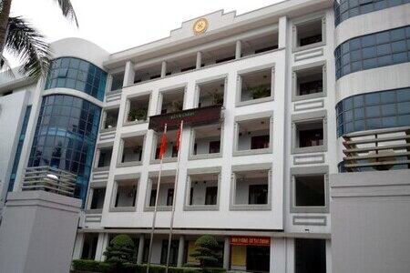 Bắt 7 bị can liên quan vụ án vi phạm đấu thầu mua sắm trang thiết bị giáo dục tại Hà Tĩnh