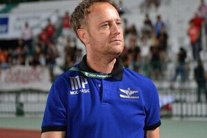 HLV Polking xin lỗi người hâm mộ sau trận thua Malaysia ở King's Cup