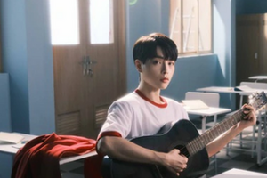 Sa đà vào phẫu thuật thẩm mỹ khiến mặt đơ cứng, Đức Phúc bị dân tình chê bai