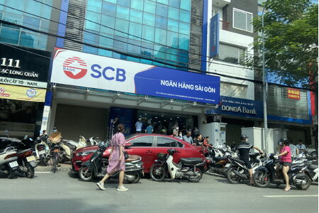 Ngân hàng Nhà nước khuyến cáo không nên rút tiền trước hạn tại SCB