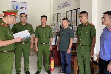 Bắt 2 nguyên lãnh đạo Công ty Dâu tằm tơ Mộc Châu