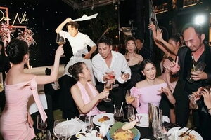 Loạt sao Việt 'quậy' tới bến trong đám cưới Diệu Nhi - Anh Tú
