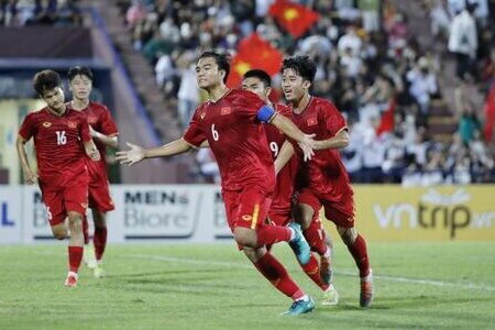 Tuyển U17 Việt Nam được AFC vinh danh