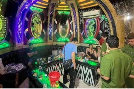 Vụ bán ma túy trong karaoke Luxury Hồng Phúc: Chủ và nhân viên cùng bị khởi tố