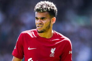 Liverpool mất hai hảo thủ ở trận gặp Man City