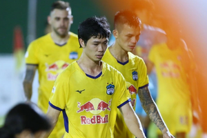 HAGL thua cay đắng SLNA ở vòng 19 V.League