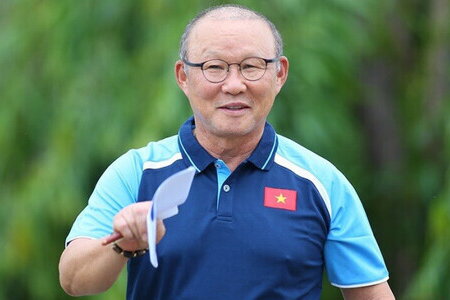  Báo Hàn Quốc: ‘Không dễ để HLV Park Hang Seo dẫn dắt một đội bóng K.League’