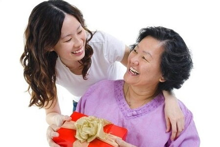 20/10 mà được tặng những món quà này, mẹ và vợ thể nào cũng sẽ thích mê!