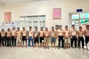 Đồng Nai: Triệt phá sòng bạc tiền tỉ, 12 'dân anh chị' bị tóm
