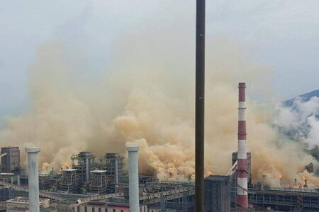 Formosa Hà Tĩnh hỏng quạt thông gió, khói đục bốc lên mù mịt