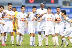 V.League vượt mặt Thai League, bỏ xa giải Trung Quốc 