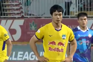 HAGL hòa may mắn trước Bình Định ở vòng 22 V.League