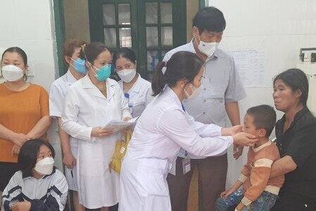 Ổ dịch sốt gần 700 học sinh ở Bắc Kạn: Bộ Y tế cử chuyên gia hỗ trợ điều trị, kiểm soát lây nhiễm 