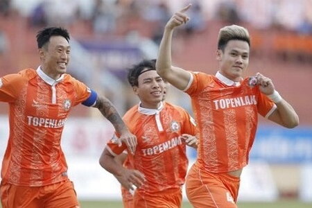 Bình Định trả giá đắt sau trận hòa HAGL ở vòng 22 V.League