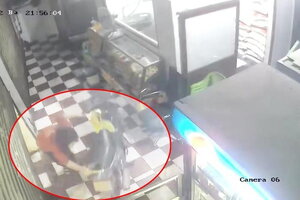 Chủ tiệm bánh mì bị người làm mới trộm 1 xe máy và hơn 70 triệu đồng