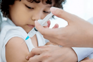 Thiếu vaccine suốt 5 tháng, nỗi lo bùng dịch sởi cận kề