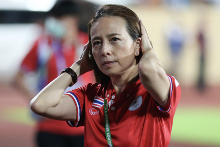 Tỷ phú Madam Pang thừa nhận sư thật buồn lòng về bóng đá Thái Lan