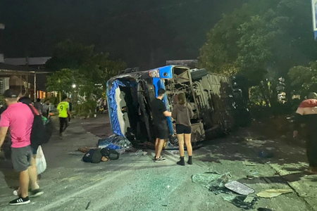 Hoà Bình: Tai nạn liên hoàn trên Quốc lộ 6, 20 người bị thương