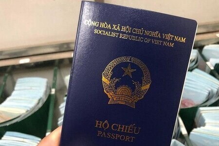 Trình Quốc hội xem xét việc bổ sung thông tin 'nơi sinh' vào hộ chiếu mới