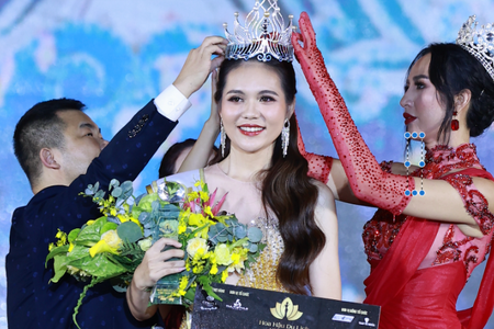 Lương Kỳ Duyên - cựu nữ sinh chuyên Toán đăng quang Hoa hậu Du lịch Việt Nam 2022
