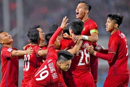  Danh sách tuyển Việt Nam chuẩn bị cho AFF Cup: Công Phượng, Xuân Trường vắng mặt