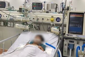 Bé trai 7 tuổi khó thở, nguy kịch do uống nhầm thuốc cai nghiện ma túy