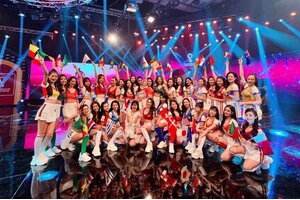 Nóng cùng World Cup 2022: Sắc đẹp phụ nữ đang bị đặt sai chỗ?