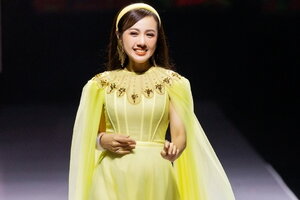 Dàn mỹ nhân của "Vũ trụ VTV" hiếm hoi cùng xuất hiện trên sàn diễn thời trang