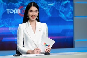 Á hậu Phương Anh khoe khả năng ngoại ngữ, thổi sáo cực 'đỉnh' trong clip gửi tới Miss International 2022