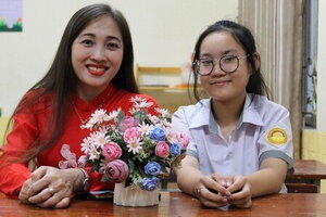 Người gieo cảm xúc từ văn chương bước ra đời thực