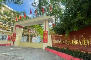 Nghịch thuốc lá điện tử do bạn nhặt được, nhiều học sinh tiểu học nhập viện 