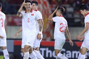 Công Phượng và Chanathip lọt danh sách đặc biệt của AFF Cup