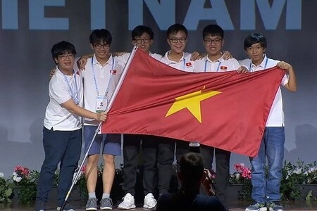 Việt Nam lọt top 10 nước đạt kết quả cao nhất tại kỳ thi Olympic quốc tế 2022