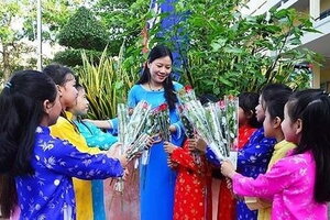 Lời chúc năm mới -Tết Dương Lịch 2023 dành cho Thầy cô, Giáo viên ý nghĩa nhất