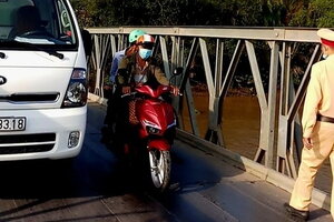 Nhảy xuống sông cứu bé trai 3 tuổi, tài xế xe tải bị nước cuốn mất tích