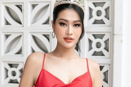 Sự thật Hoa hậu Đoàn Thiên Ân bị tố 'đạo văn' khi thi Miss Grand Vietnam gây xôn xao?