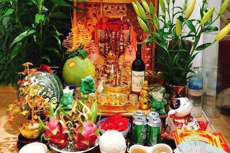 Cách chuẩn bị mâm cỗ tam sên cúng vía Thần Tài năm Quý Mão 2023 đúng chuẩn