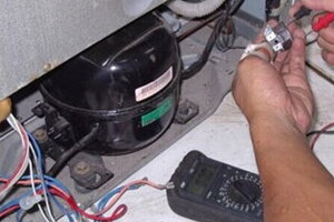 Ninh Bình: Nổ tủ lạnh khi bơm khí gas, thợ điện lạnh tử vong
